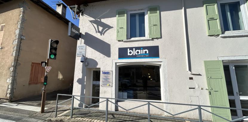 Façade agence Blain Immobilier Montbonnot