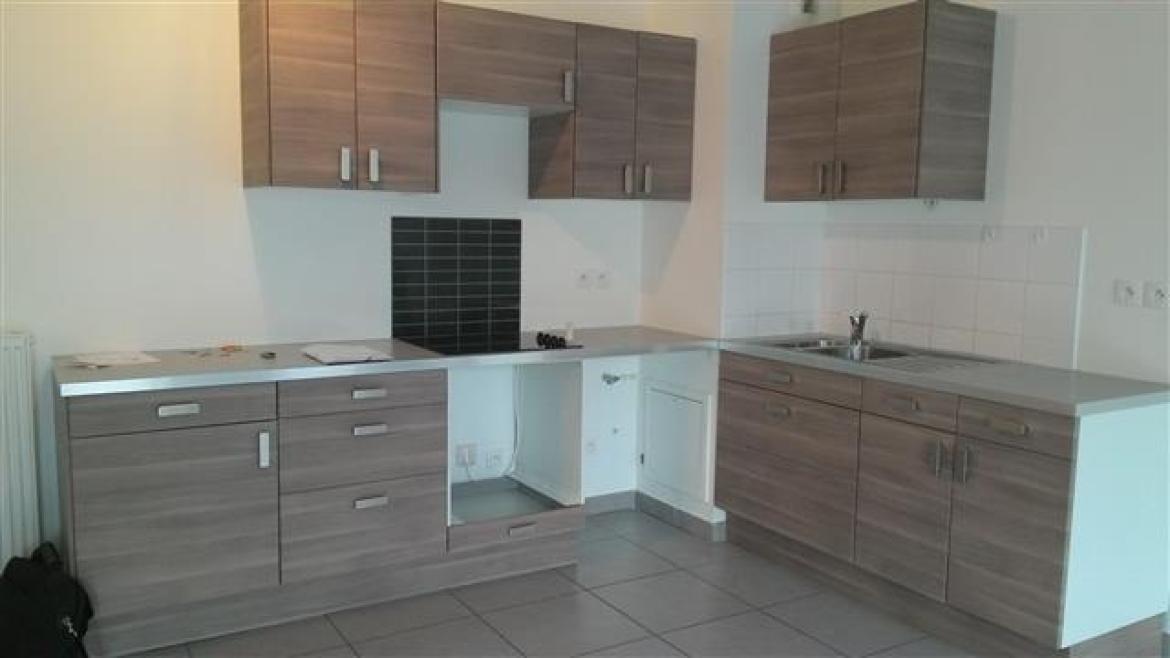 PAVILLON T3 - Photo 1