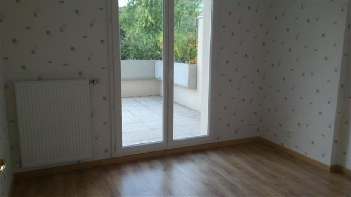 PAVILLON T3 - Photo 4