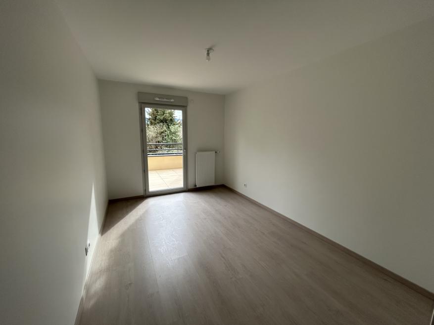 A101-GUSTAVE - Photo 4