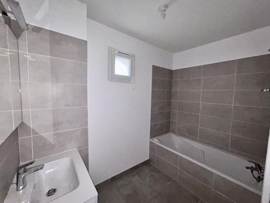 B102 - REPUBLIC'HOME - Photo 11