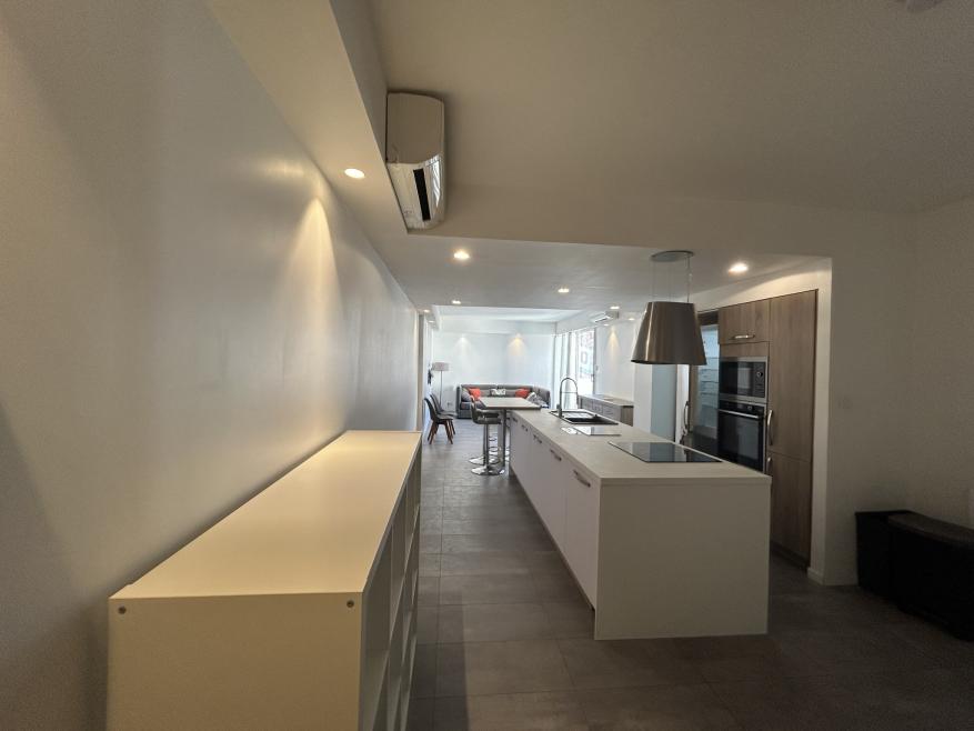 T4BASTILLE - Photo 3