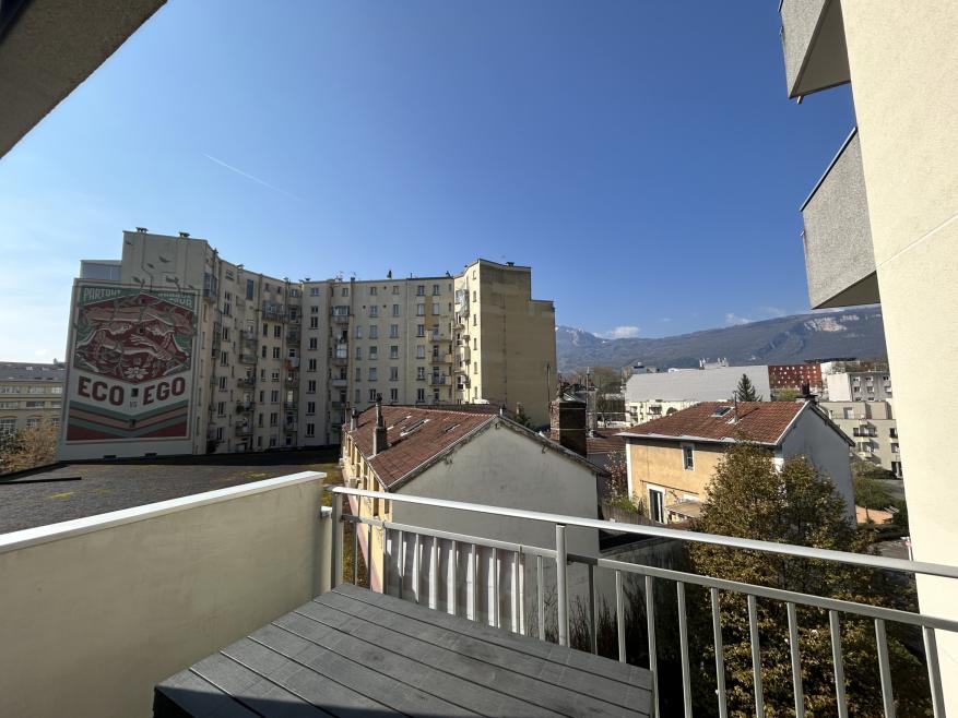 T4BASTILLE - Photo 13