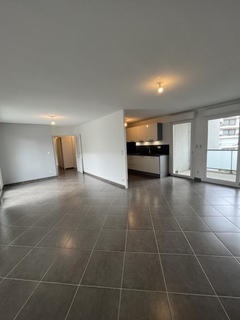 408 - Photo 2