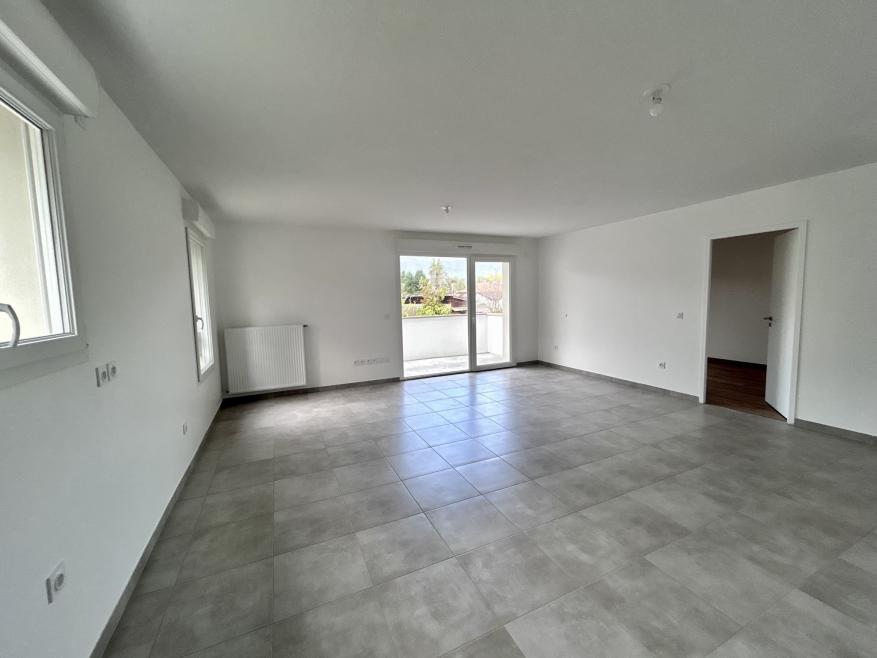 B102 - REPUBLIC'HOME - Photo 2