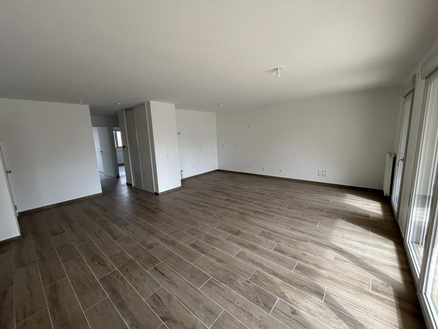 A101-GUSTAVE - Photo 1