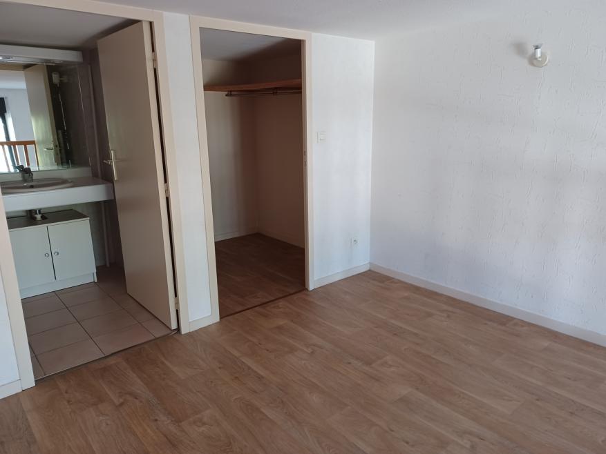 T2 DUPLEX LE VICTORIA - Photo 3