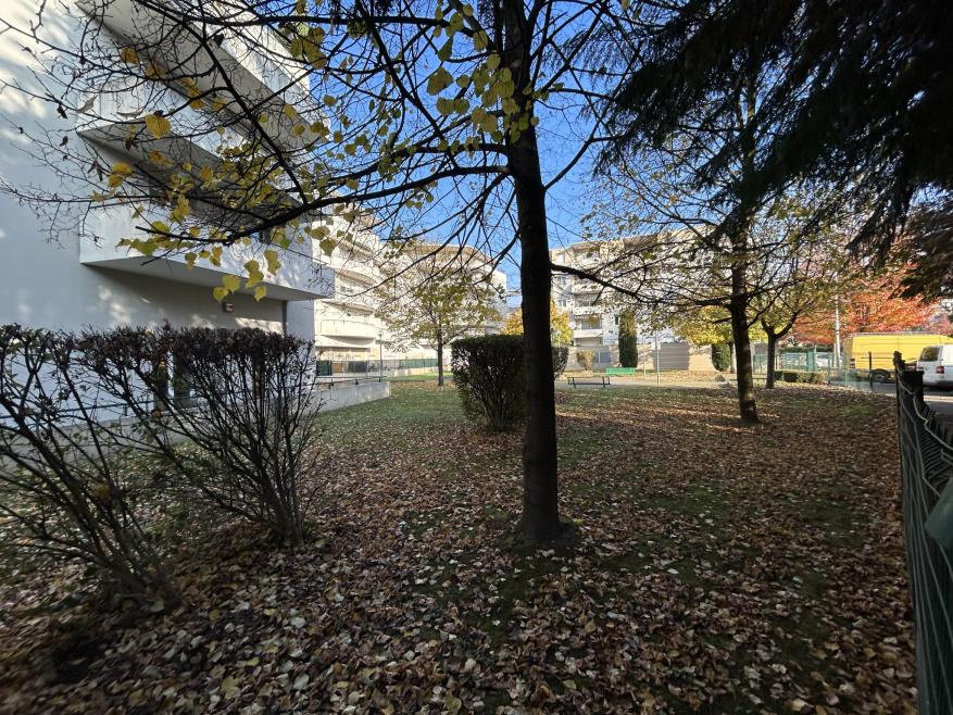 T2 JARDIN DE BERLIOZ - Photo 12