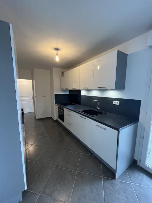 408 - Photo 1