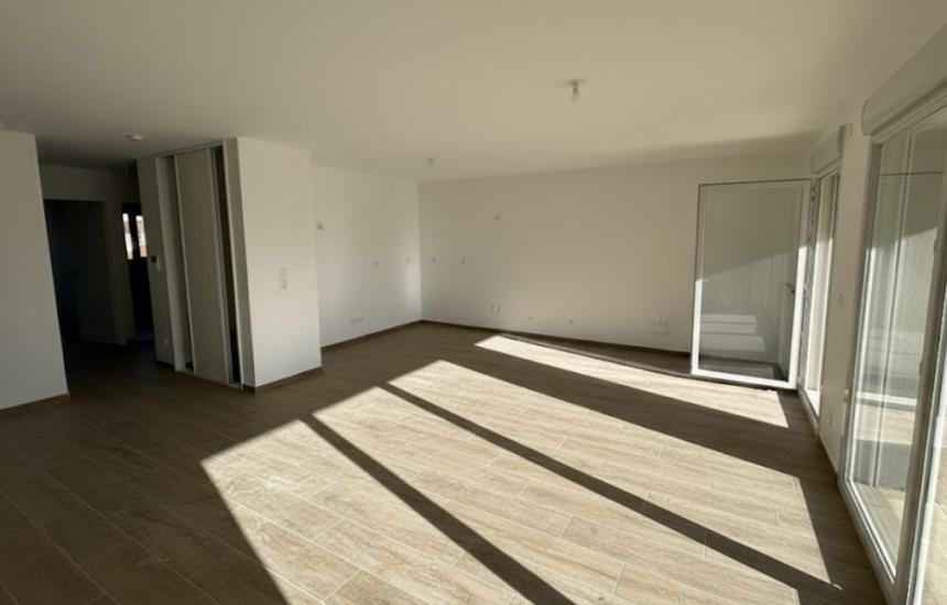 A101-GUSTAVE - Photo 1