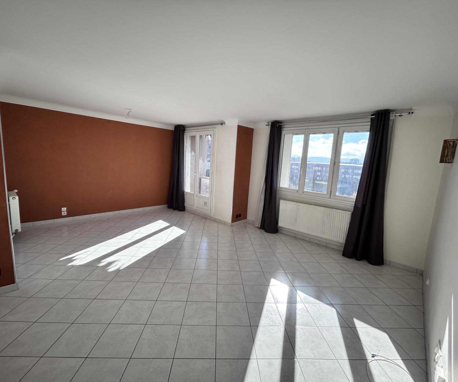 Appartement T3 68m² - Photo 1 VALLIER GREGOIRE - Photo 1